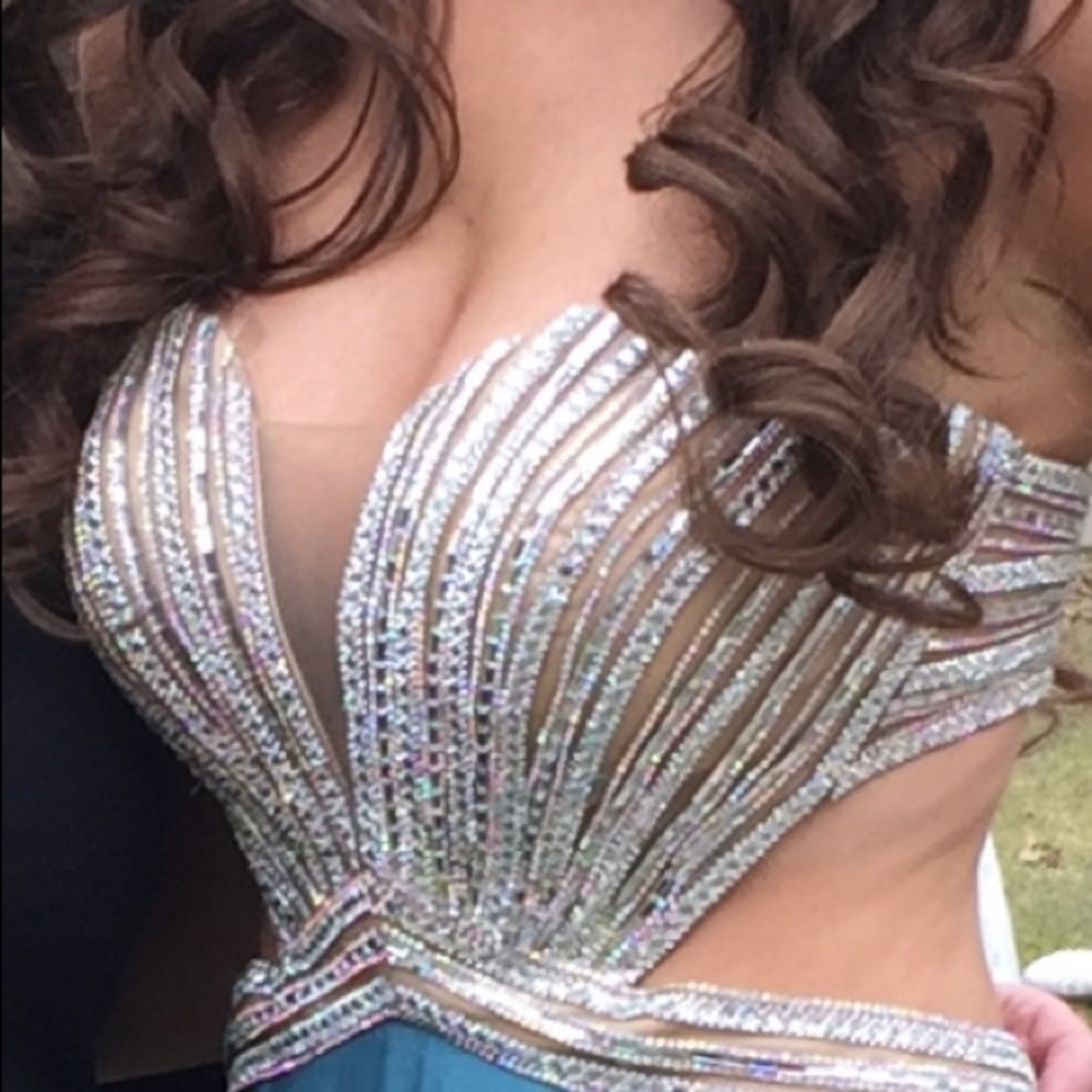 Prom dress size zero - Picture 5 of 6